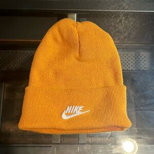 Nike Sportswear Utility Beanie In Orange
